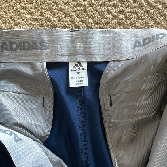 ADIDAS Golf Shorts - Picture 6 of 6